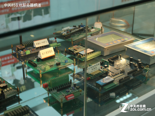 1号娱乐科技智能终端